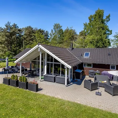 Semesterbostad Srebrenka - 900m From The Sea By Interhome *
